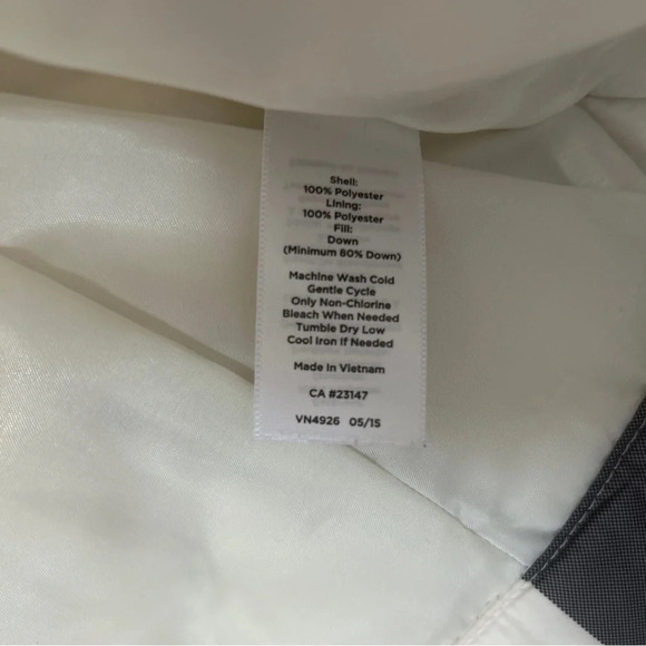 Talbots Petite quilted down puffer vest size small petite black cream checked - Picture 6 of 9